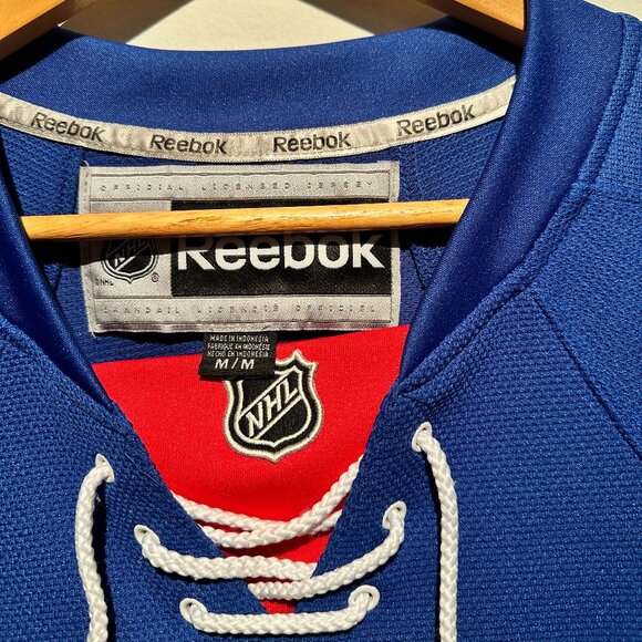 Vintage Reebok NHL Men's Medium New York Rangers Hockey Players Jersey - Picture 3 of 6